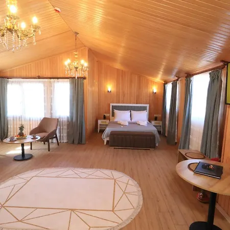 Almircan Hotel