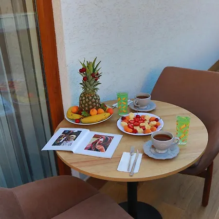 Hotel Almircan *