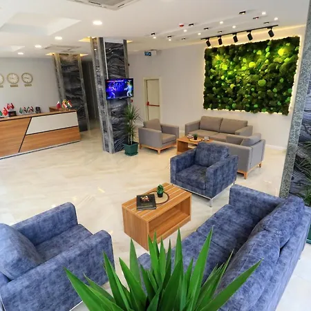 Hotel Almircan *
