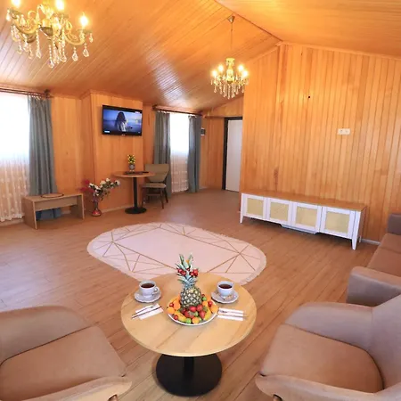 Almircan Hotel
